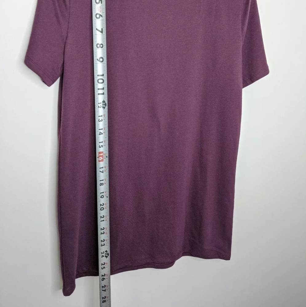 New Victoria's Secret Burgundy T-Shirt Small - Picture 2 of 8